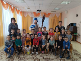 Развлечение "День рождения снеговика". Развлечение "День рождения снеговика".